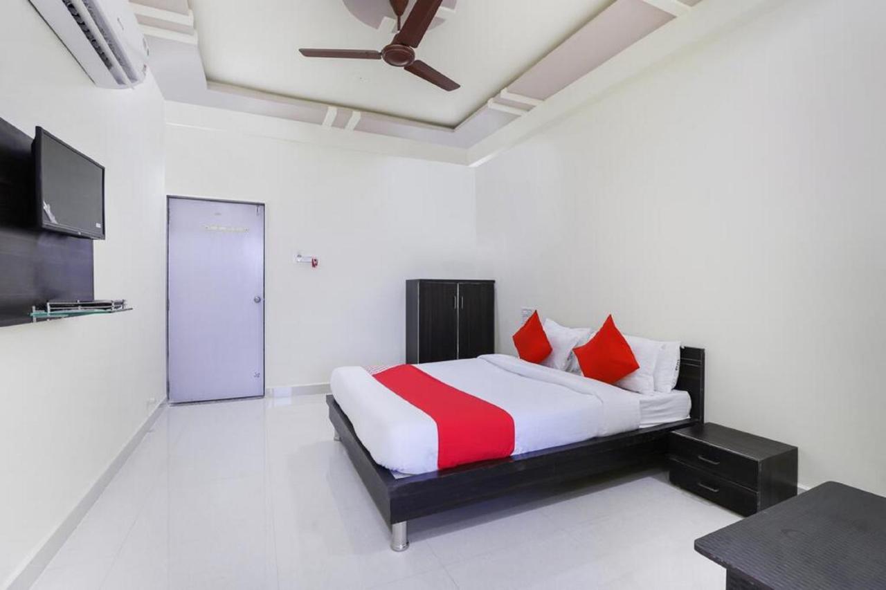 Hotel-The Safar Ahmedabad Eksteriør bilde