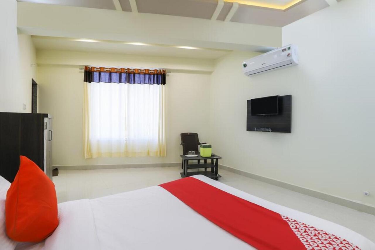 Hotel-The Safar Ahmedabad Eksteriør bilde