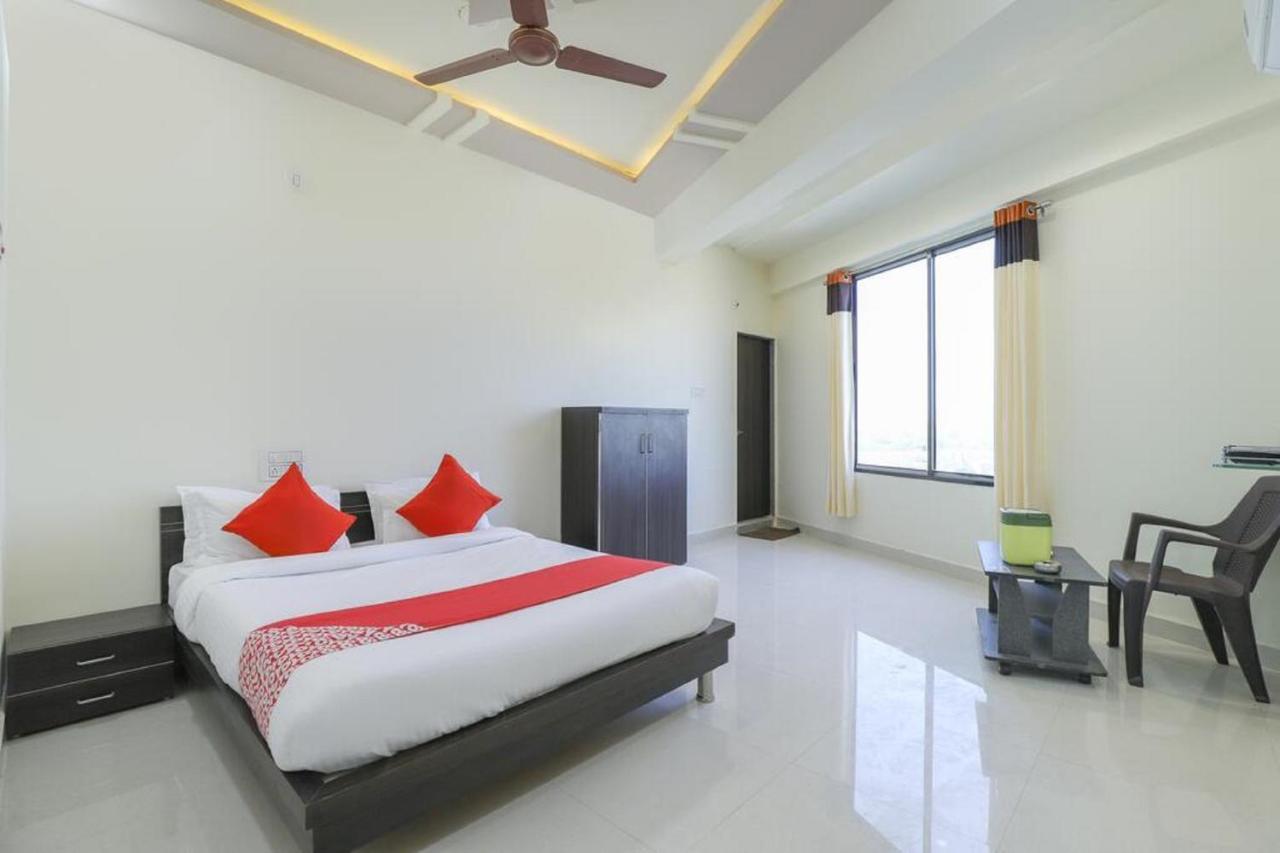 Hotel-The Safar Ahmedabad Eksteriør bilde