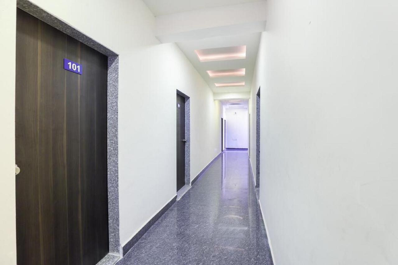 Hotel-The Safar Ahmedabad Eksteriør bilde